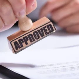 Proceso de revisión y aprobación de documentos de crédito